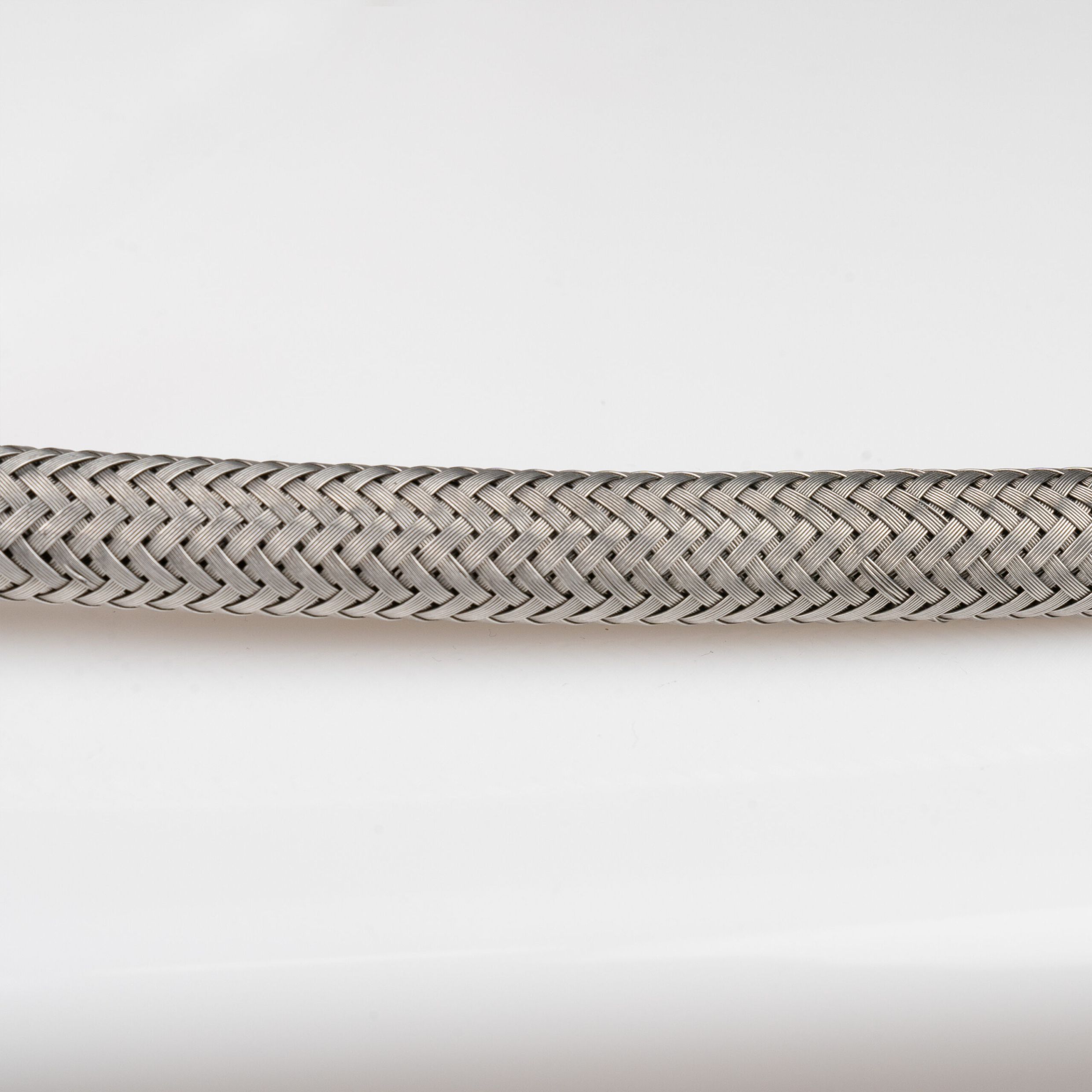 Explorer steel hose 2